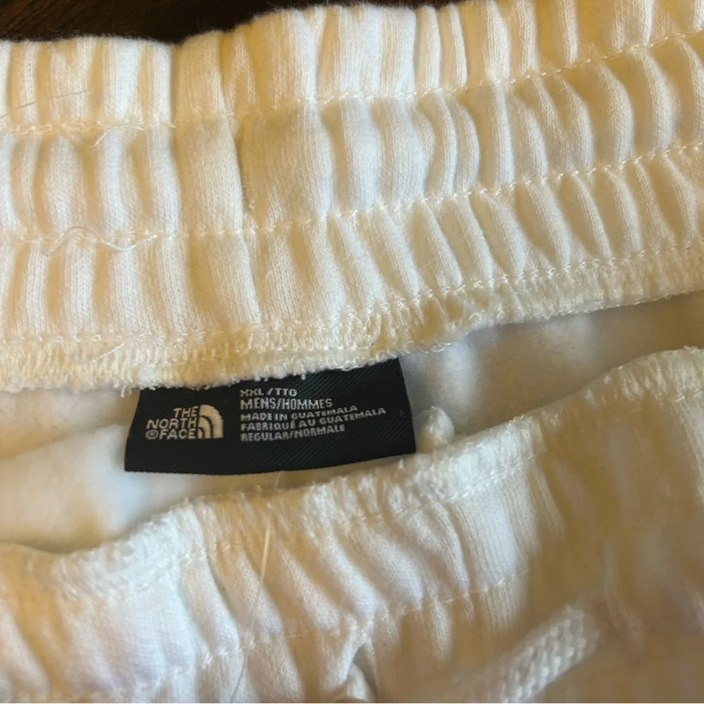 THE NORTH FACE Men's Box NSE Short, TNF White/TNF Black, XX-Large Regular New
